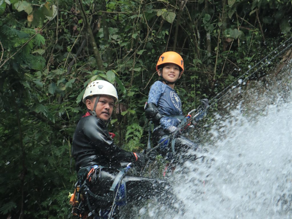 paket canyoning sentul