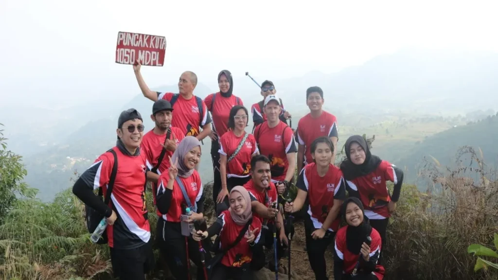 Cara aman berwisata di alam terbuka