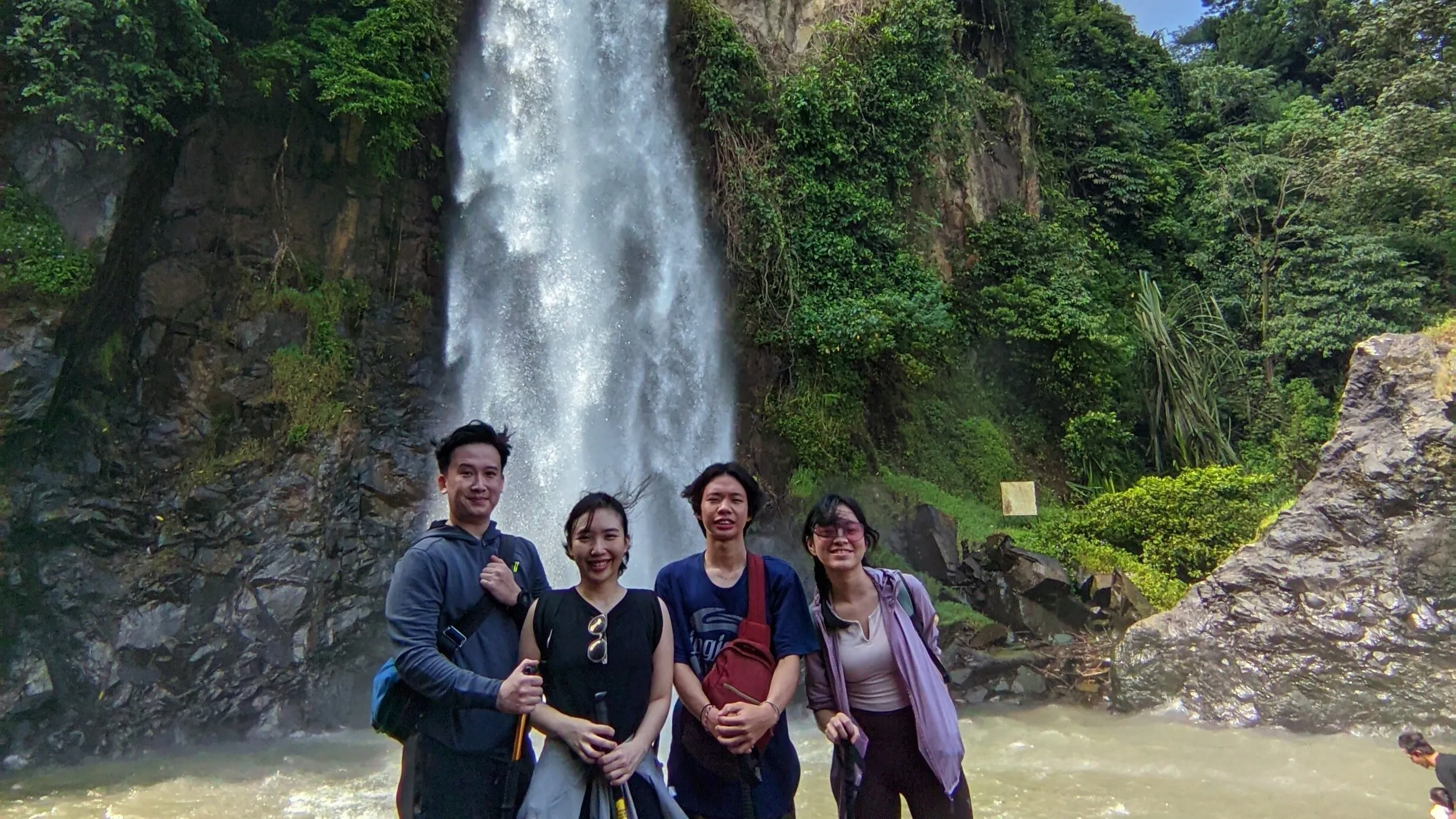 PERSIAPAN HIKING UNTUK PEMULA DI SENTUL